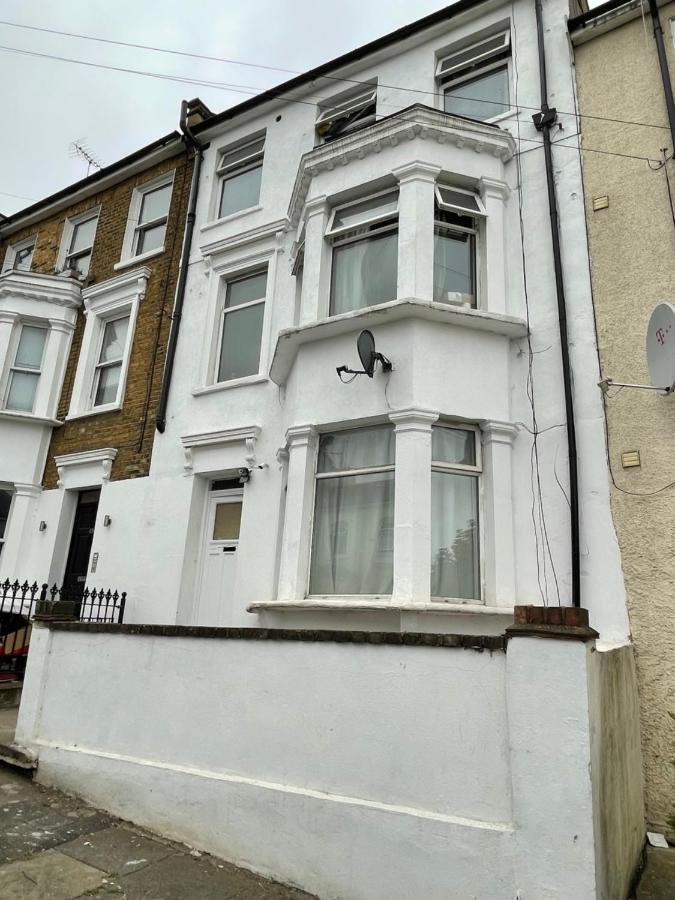 Ferienwohnung Elmdene Road London Exterior foto