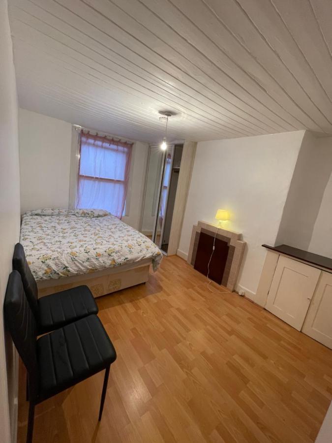Ferienwohnung Elmdene Road London Exterior foto